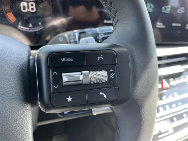 new 2025 Hyundai Santa Fe car, priced at $37,080