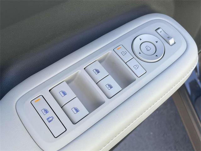 new 2025 Hyundai Santa Fe car, priced at $47,029