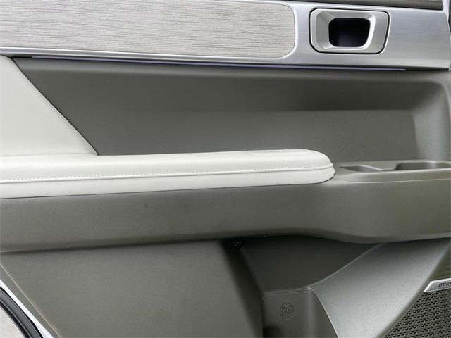 new 2025 Hyundai SANTA FE HEV car, priced at $50,559