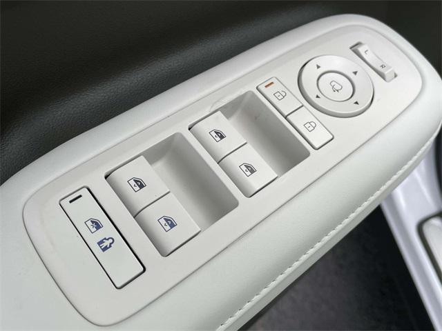 new 2025 Hyundai SANTA FE HEV car, priced at $50,559