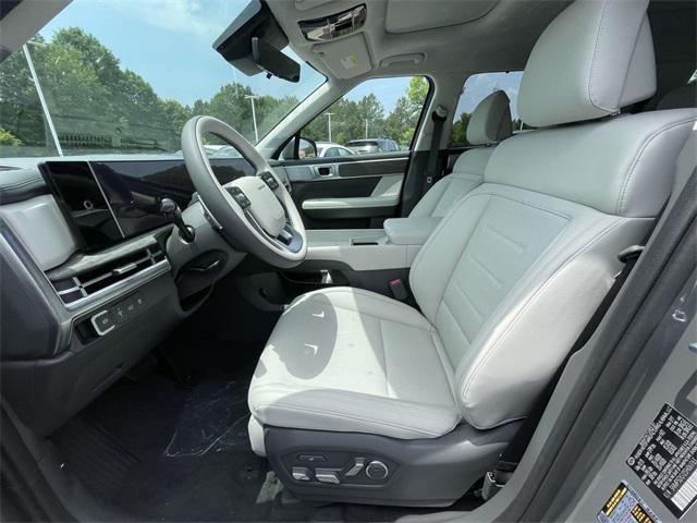 new 2025 Hyundai SANTA FE HEV car, priced at $52,050