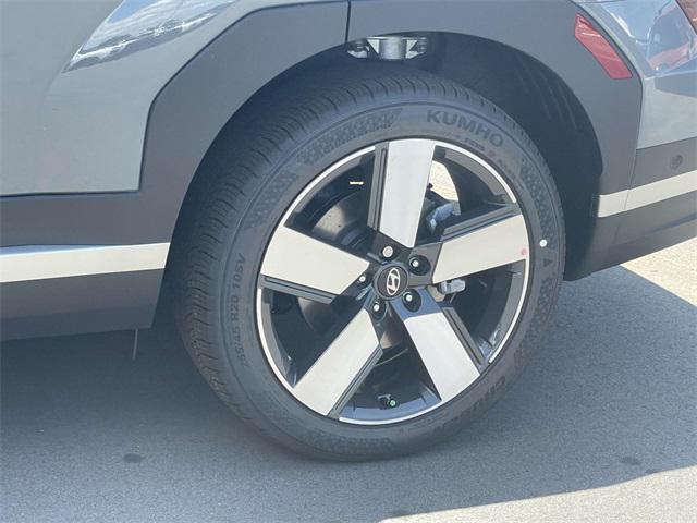 new 2025 Hyundai Santa Fe car, priced at $47,130