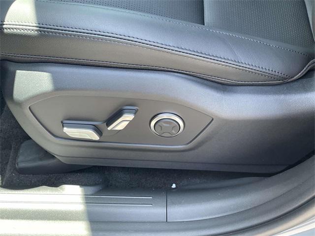 new 2025 Hyundai Santa Fe car, priced at $47,130