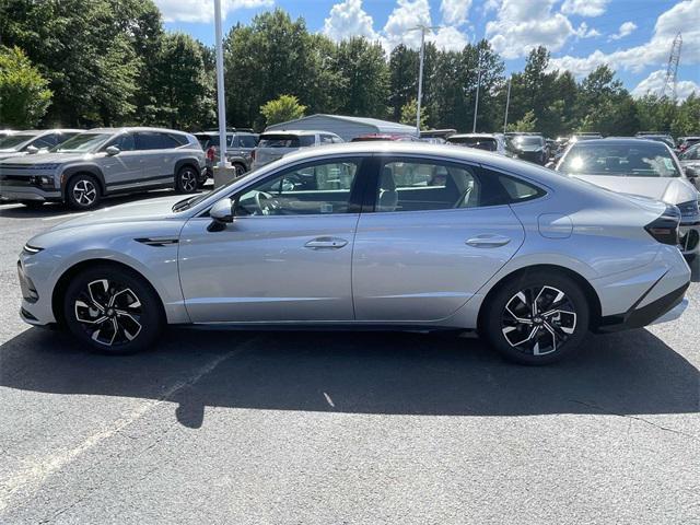 used 2024 Hyundai Sonata car, priced at $24,900
