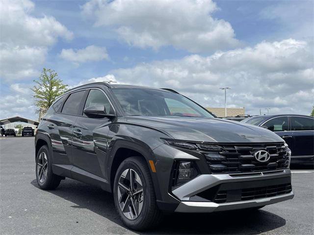 new 2025 Hyundai TUCSON Hybrid car, priced at $38,440