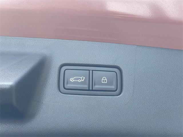 used 2025 Hyundai Santa Fe car, priced at $44,900