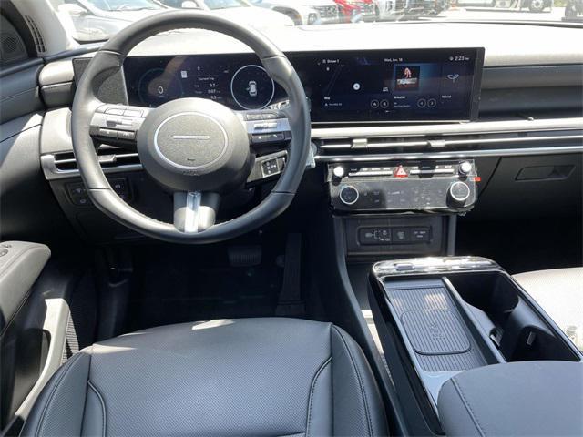 used 2025 Hyundai TUCSON Hybrid car, priced at $35,900
