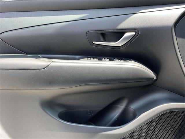 used 2025 Hyundai TUCSON Hybrid car, priced at $35,900