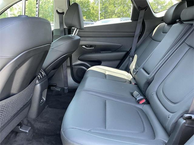 used 2025 Hyundai TUCSON Hybrid car, priced at $35,900