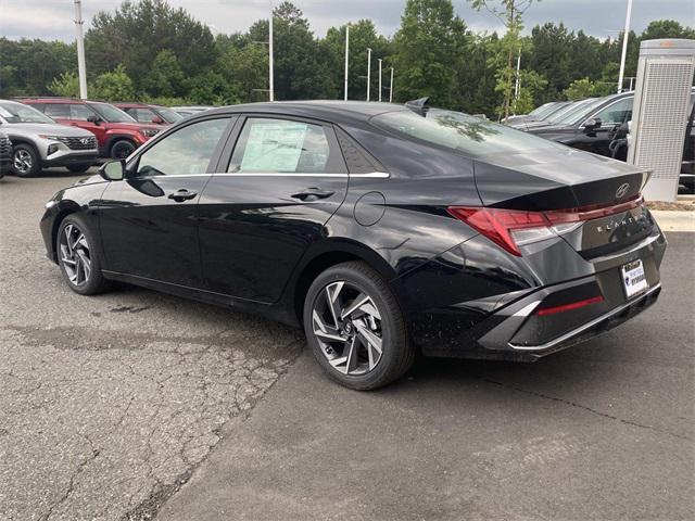 new 2024 Hyundai Elantra car, priced at $27,060