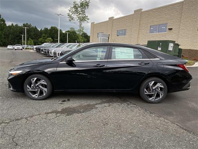 new 2024 Hyundai Elantra car, priced at $27,060