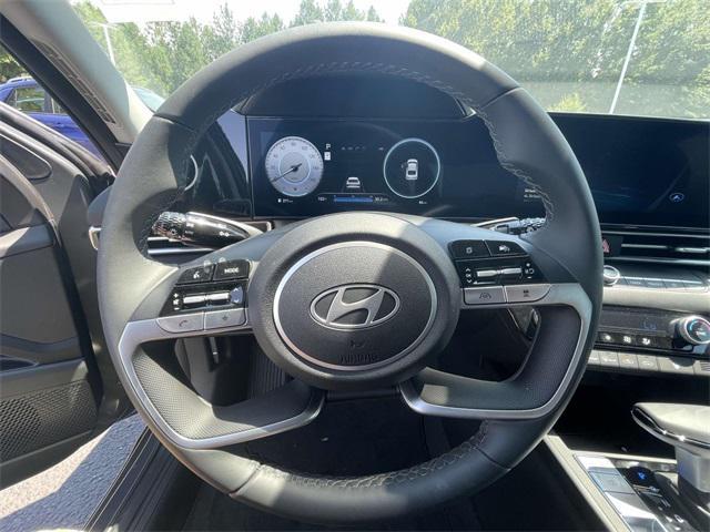 new 2025 Hyundai Elantra car, priced at $27,610