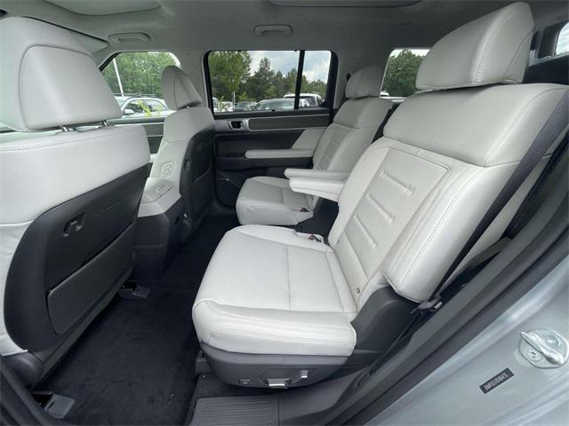 new 2025 Hyundai SANTA FE HEV car, priced at $52,050
