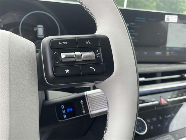 new 2025 Hyundai SANTA FE HEV car, priced at $52,050