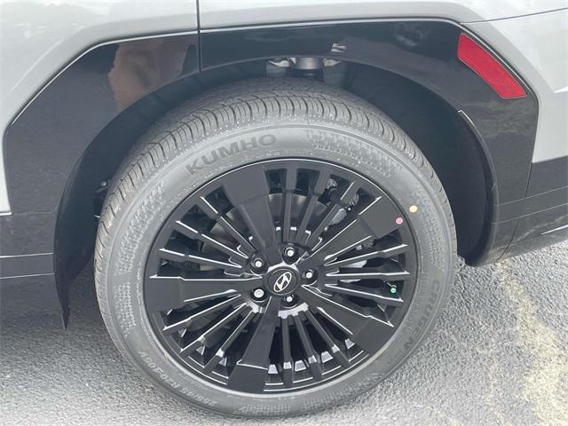 new 2025 Hyundai SANTA FE HEV car, priced at $52,050