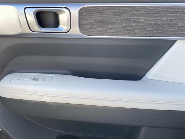 new 2026 Hyundai SANTA FE HEV car, priced at $53,200