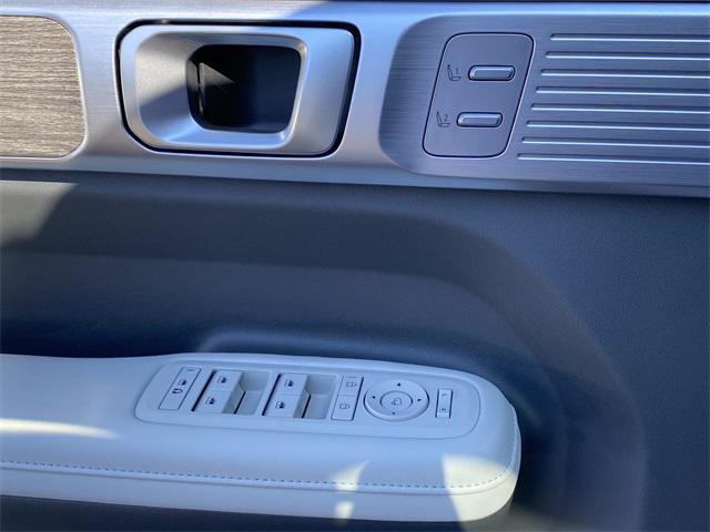 new 2026 Hyundai SANTA FE HEV car, priced at $53,200