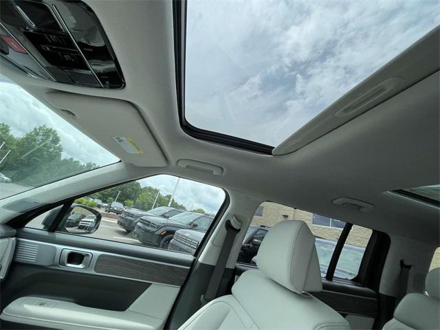 new 2025 Hyundai SANTA FE HEV car, priced at $49,965