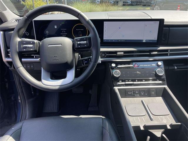 used 2025 Hyundai Santa Fe car, priced at $37,900
