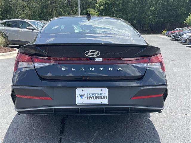 new 2025 Hyundai Elantra car, priced at $25,020