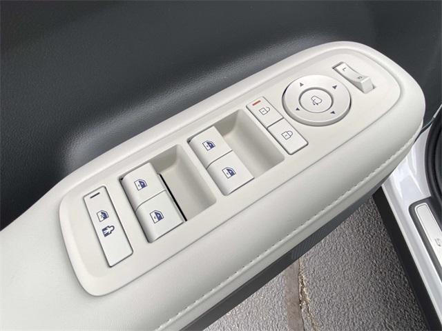 new 2025 Hyundai SANTA FE HEV car, priced at $50,525