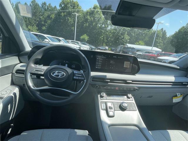 used 2025 Hyundai Palisade car, priced at $35,900