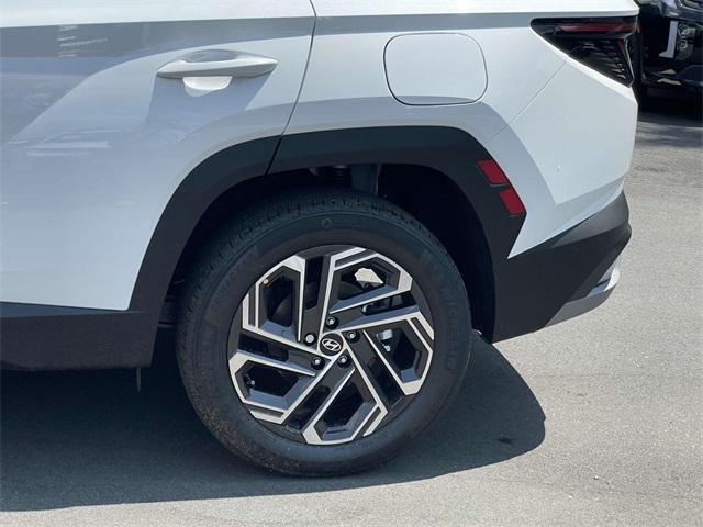 new 2025 Hyundai TUCSON Hybrid car, priced at $44,085