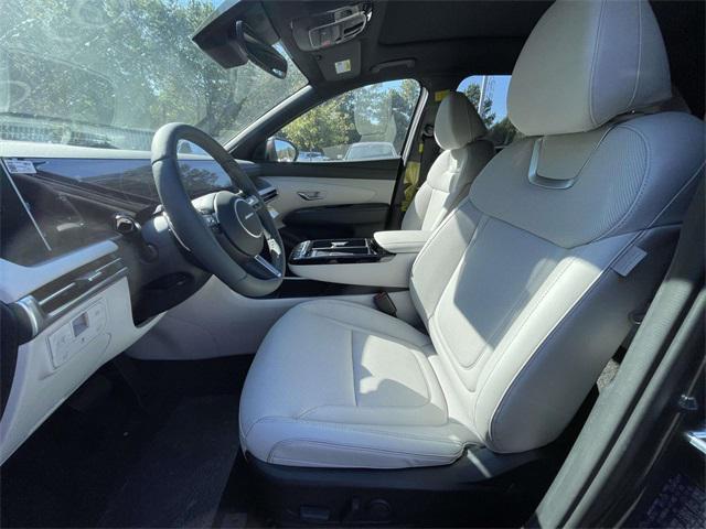 new 2025 Hyundai TUCSON Hybrid car, priced at $43,910