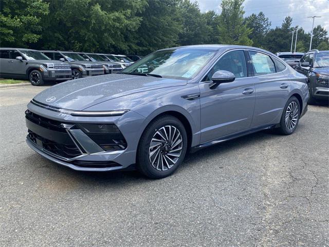 new 2024 Hyundai Sonata Hybrid car, priced at $32,535