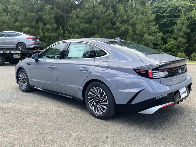 new 2024 Hyundai Sonata Hybrid car, priced at $32,535