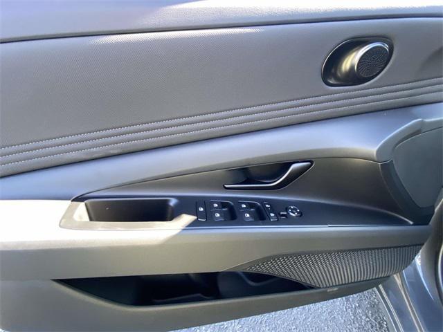 new 2025 Hyundai ELANTRA HEV car, priced at $29,335
