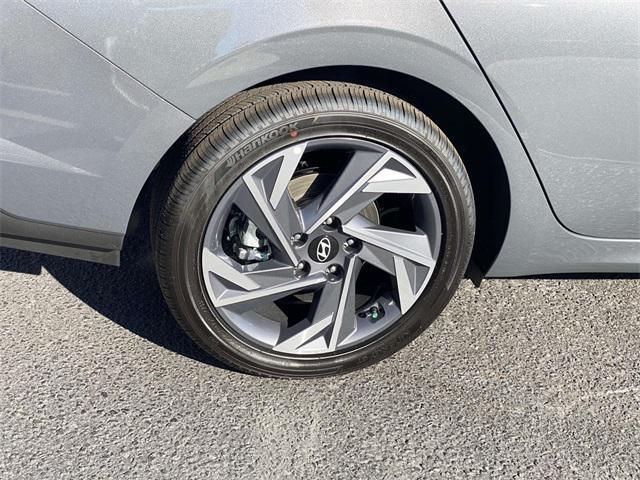 new 2025 Hyundai ELANTRA HEV car, priced at $29,335