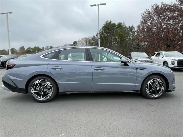 new 2025 Hyundai Sonata car, priced at $32,510