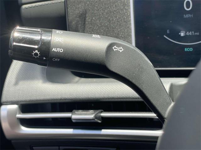 used 2025 Hyundai TUCSON Hybrid car, priced at $33,900