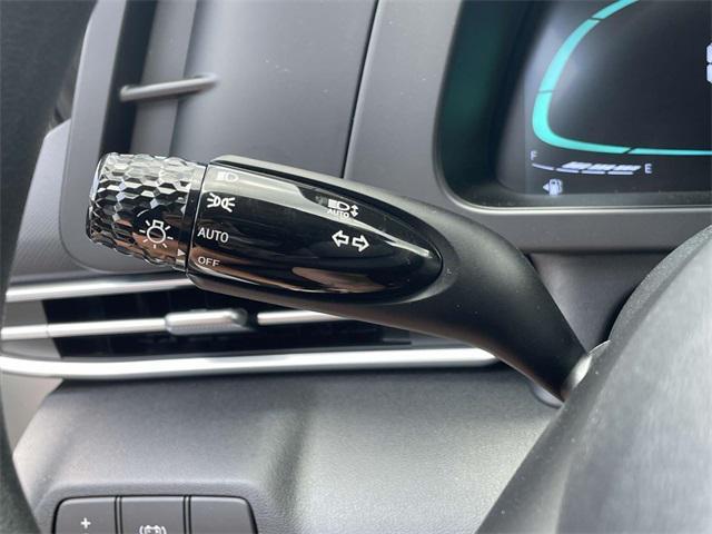 new 2025 Hyundai ELANTRA HEV car, priced at $27,815