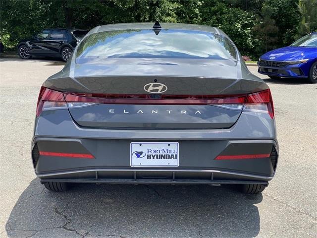 new 2024 Hyundai Elantra car, priced at $25,270