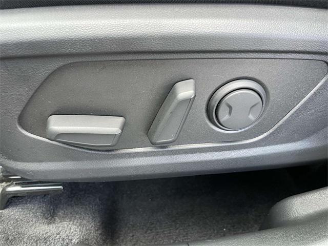 used 2025 Hyundai TUCSON Hybrid car, priced at $35,500