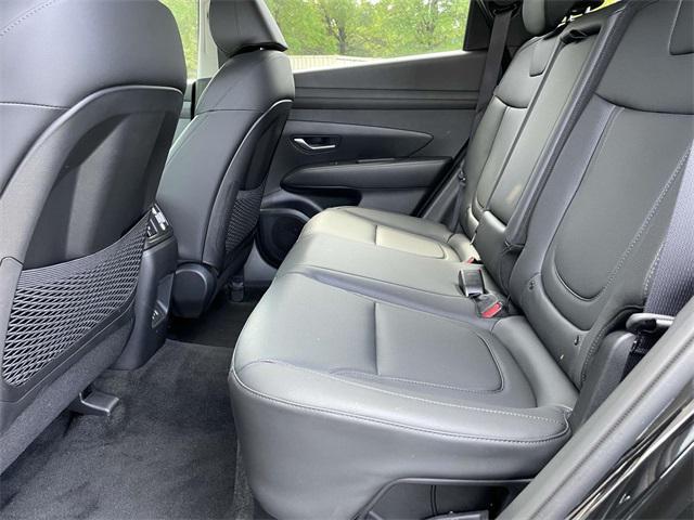 used 2025 Hyundai TUCSON Hybrid car, priced at $35,500