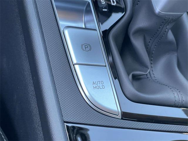 new 2025 Hyundai Elantra car, priced at $29,190