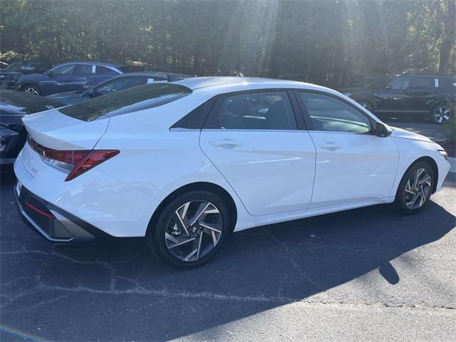 new 2025 Hyundai Elantra car, priced at $29,190