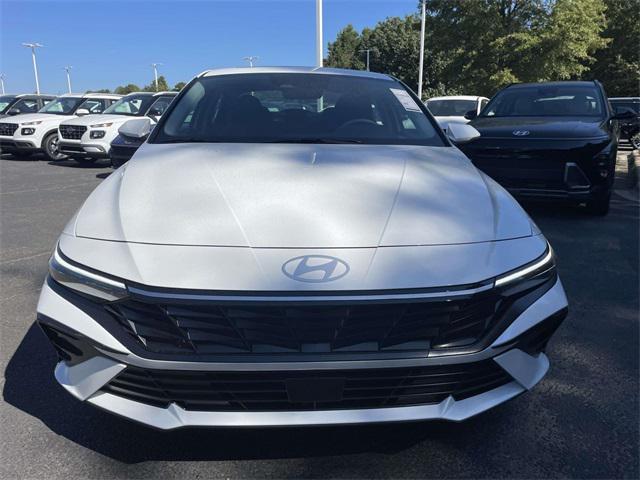 new 2025 Hyundai Elantra car, priced at $29,190