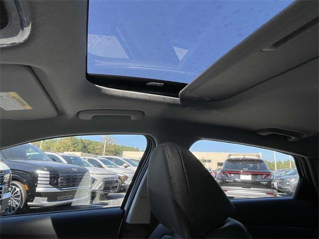 new 2025 Hyundai Elantra car, priced at $29,190