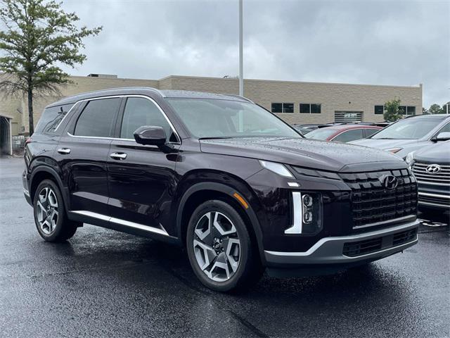 used 2025 Hyundai Palisade car, priced at $44,900