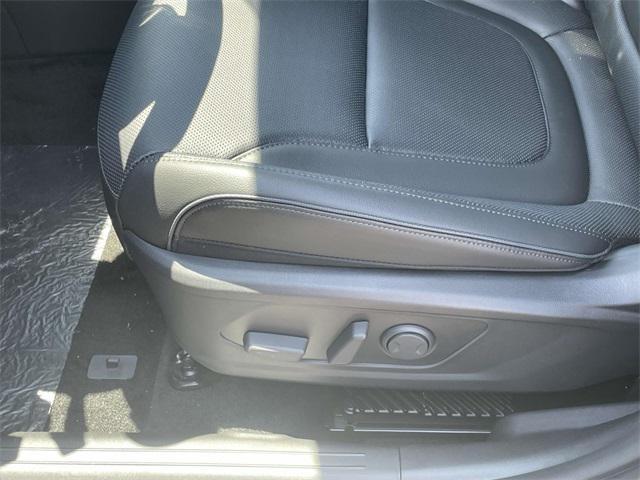 new 2025 Hyundai TUCSON Hybrid car, priced at $43,205