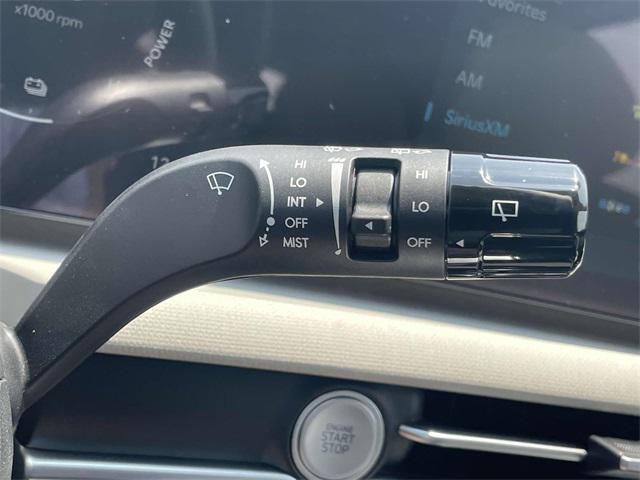 new 2025 Hyundai TUCSON Hybrid car, priced at $38,704