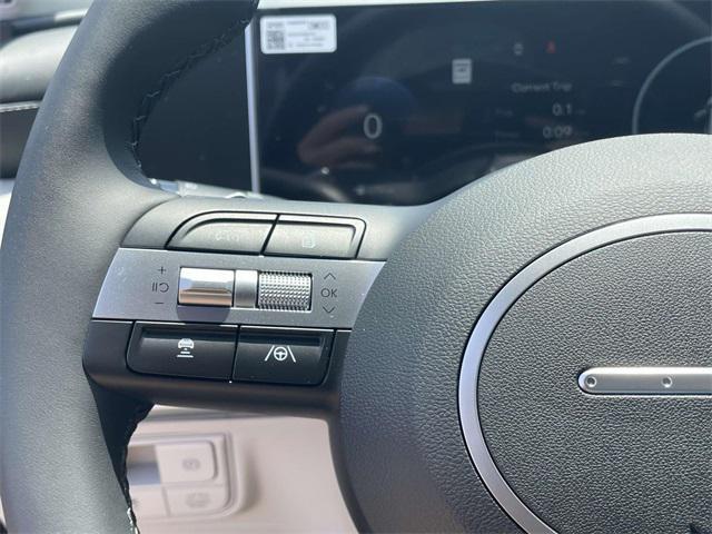 new 2025 Hyundai TUCSON Hybrid car, priced at $38,704