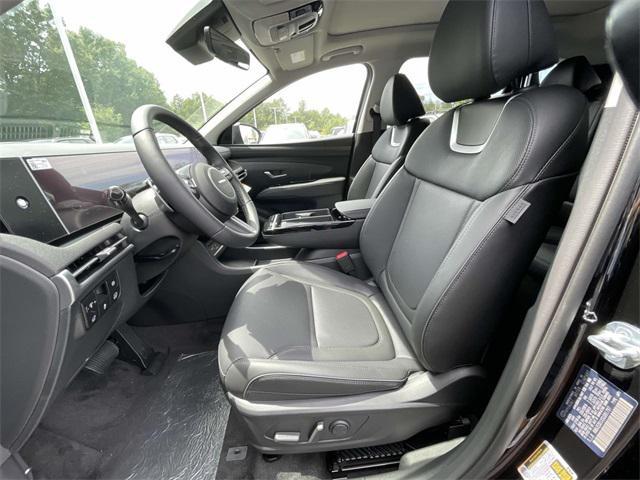 new 2025 Hyundai TUCSON Hybrid car, priced at $43,585