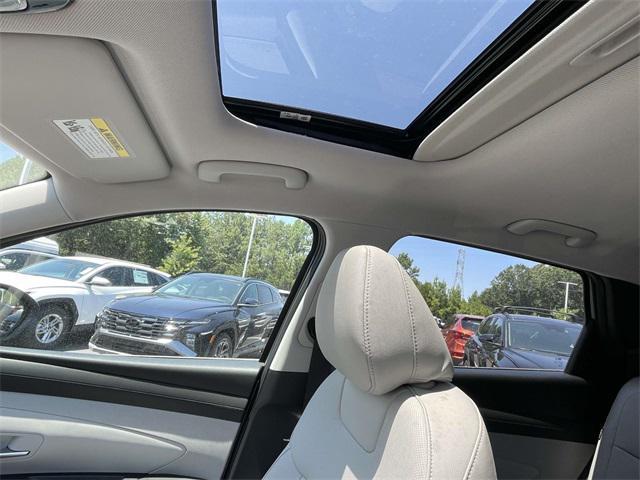 new 2025 Hyundai Tucson car, priced at $35,640