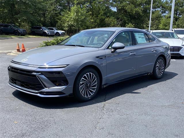 new 2024 Hyundai Sonata Hybrid car, priced at $32,365