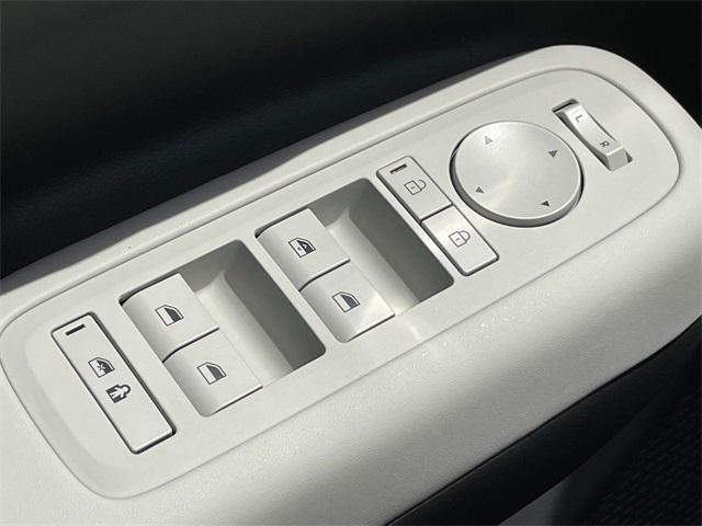 used 2025 Hyundai Santa Fe car, priced at $32,900